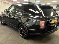 USED 2017 17 LAND ROVER RANGE ROVER 3.0 TD V6 Autobiography SUV 5dr Diesel Auto 4WD Euro 6 (s/s) (258 ps) UK DELIVERY FLAT FEE &pound;175 (SUBJECT TO DEAL) *OVER 100 IMAGES ON OUR WEBSITE*BESPOKE FINANCE ARRANGED*PART EXCHANGE WELCOME*ALL VEHICLES HPI CLEAR