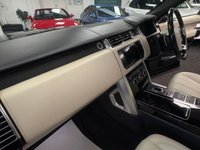 USED 2017 17 LAND ROVER RANGE ROVER 3.0 TD V6 Autobiography SUV 5dr Diesel Auto 4WD Euro 6 (s/s) (258 ps) UK DELIVERY FLAT FEE &pound;175 (SUBJECT TO DEAL) *OVER 100 IMAGES ON OUR WEBSITE*BESPOKE FINANCE ARRANGED*PART EXCHANGE WELCOME*ALL VEHICLES HPI CLEAR