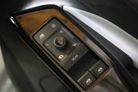 USED 2021 21 VOLKSWAGEN ID.3 Pro Performance 58kWh Tech 5dr (PAN ROOF) 