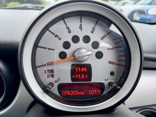 2010 MINI HATCH - Photo 11