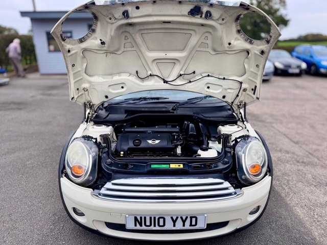 2010 MINI HATCH - Photo 12