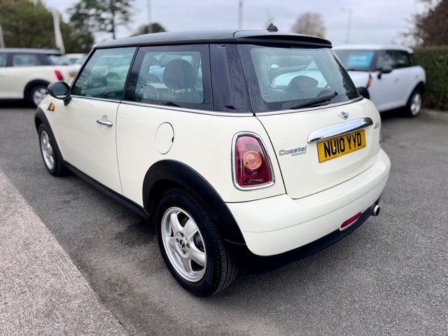 2010 MINI HATCH - Photo 4
