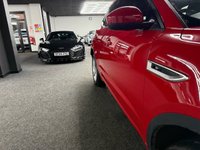 USED 2019 69 JAGUAR E-PACE 2.0 P200 R-Dynamic S SUV 5dr Petrol Auto AWD Euro 6 (s/s) (200 ps) 4WD + CARPLAY/ANDROID AUTO