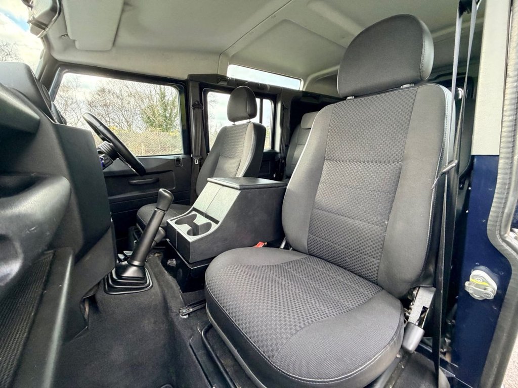 USED 2012 12 LAND ROVER DEFENDER 110 2.2 TDCi County Utility 5dr // Diesel // Manual // 4WD // px swap 