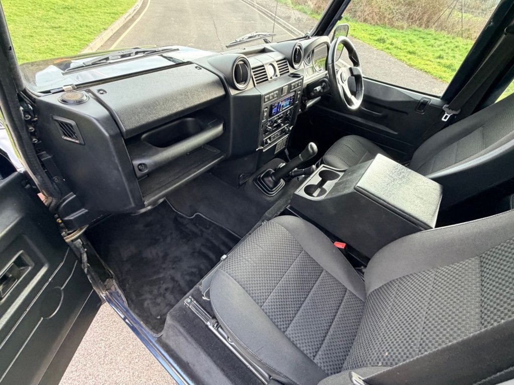 USED 2012 12 LAND ROVER DEFENDER 110 2.2 TDCi County Utility 5dr // Diesel // Manual // 4WD // px swap 