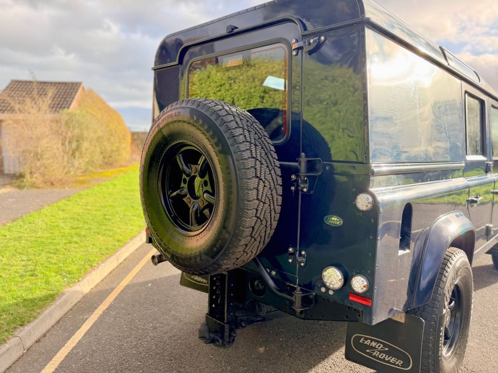 USED 2012 12 LAND ROVER DEFENDER 110 2.2 TDCi County Utility 5dr // Diesel // Manual // 4WD // px swap 
