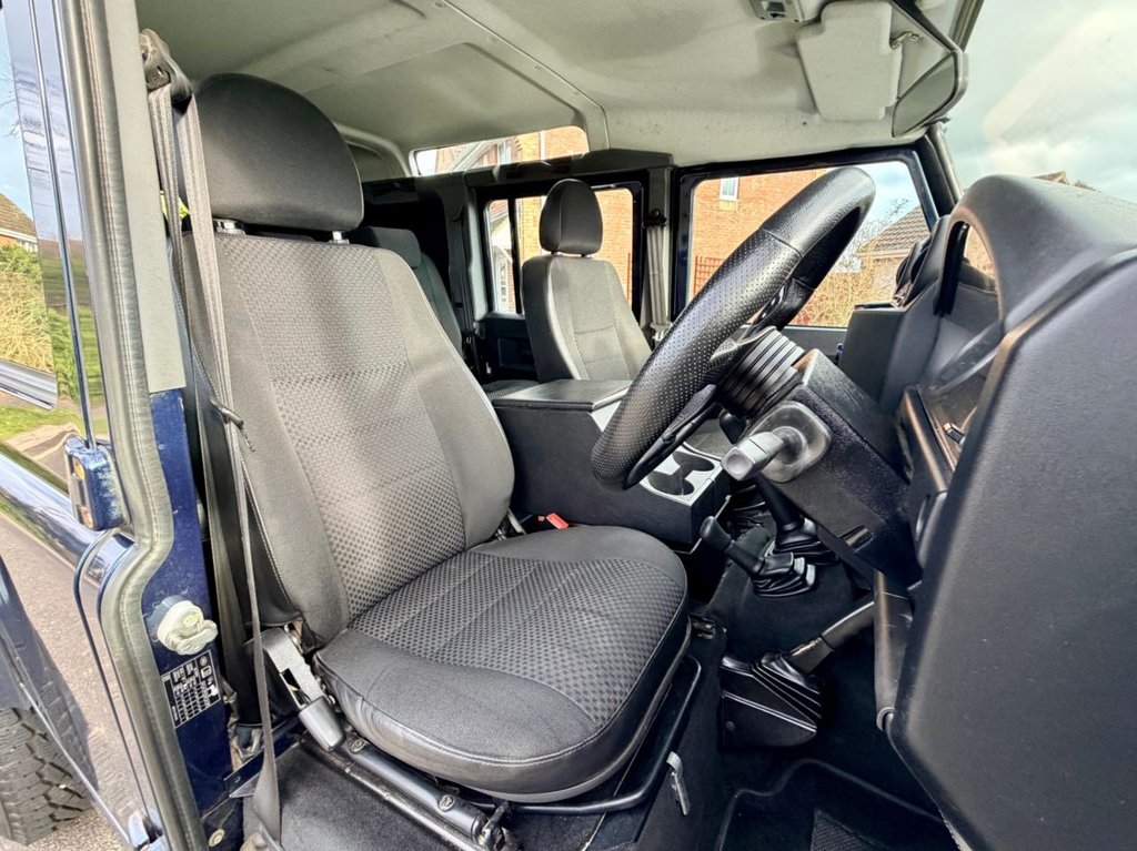 USED 2012 12 LAND ROVER DEFENDER 110 2.2 TDCi County Utility 5dr // Diesel // Manual // 4WD // px swap 