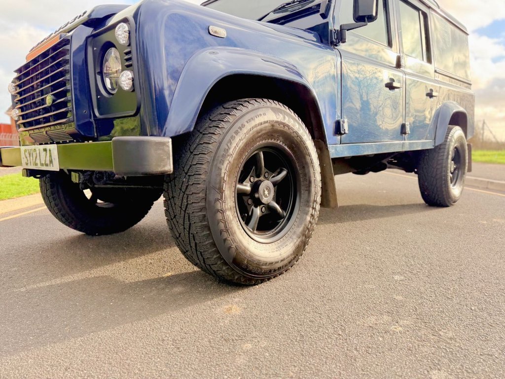USED 2012 12 LAND ROVER DEFENDER 110 2.2 TDCi County Utility 5dr // Diesel // Manual // 4WD // px swap 