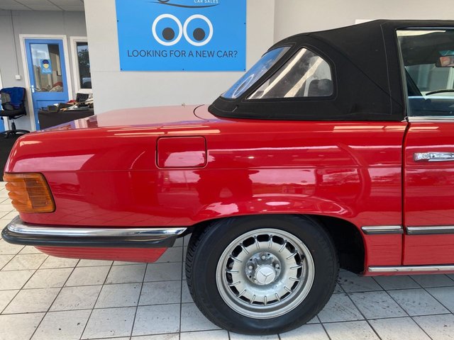 View our MERCEDES-BENZ SL