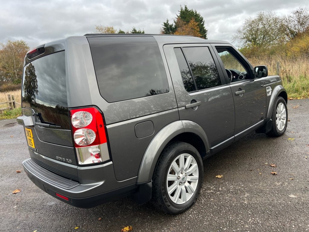 USED 2013 13 LAND ROVER DISCOVERY 4 3.0 SD V6 XS SUV 5dr Diesel Auto 4WD Euro 5 (255 bhp) ** 10 RECORDED SERVICES **