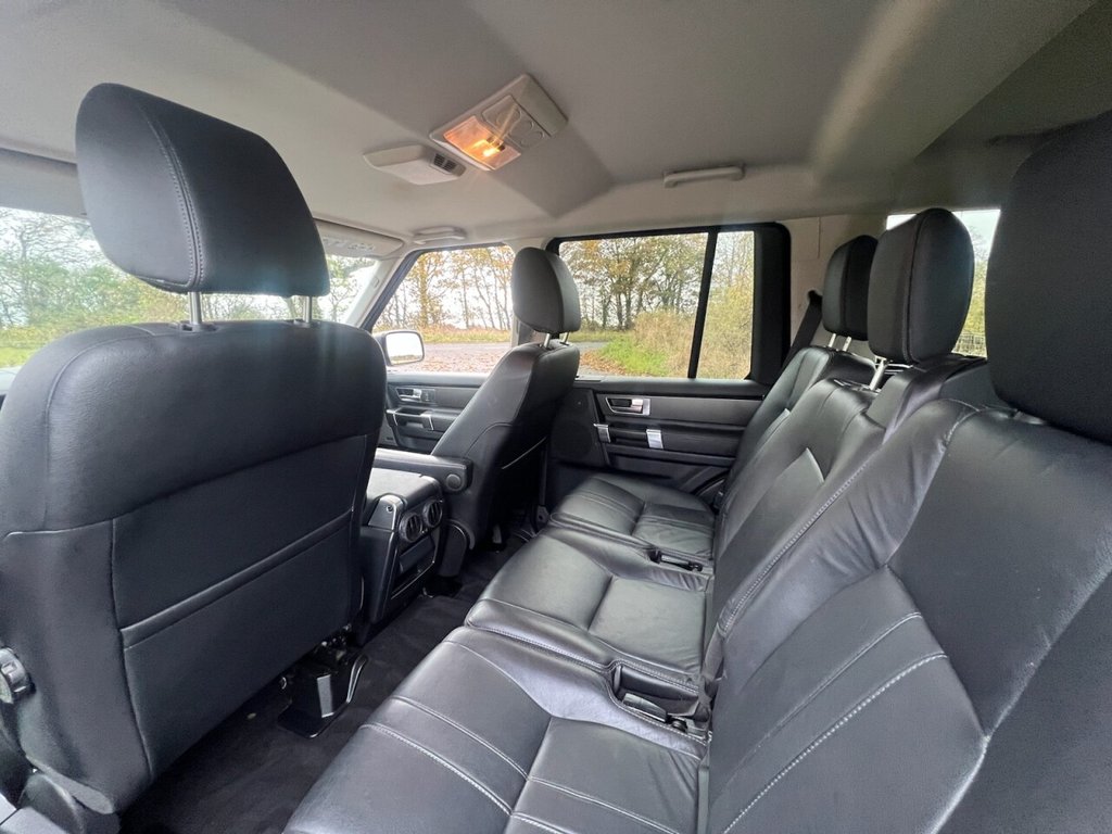 USED 2013 13 LAND ROVER DISCOVERY 4 3.0 SD V6 XS SUV 5dr Diesel Auto 4WD Euro 5 (255 bhp) ** 10 RECORDED SERVICES **
