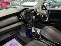 USED 2017 17 MINI HATCH 1.5 Cooper Auto Euro 6 (s/s) 5dr Ultra Low Miles-Huge Spec