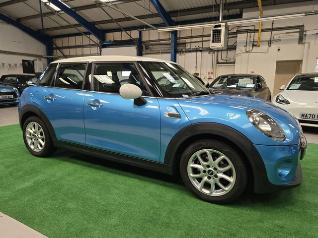 2017 MINI HATCH 1.5 Cooper Auto Euro 6 (s/s) 5dr - Photo 6