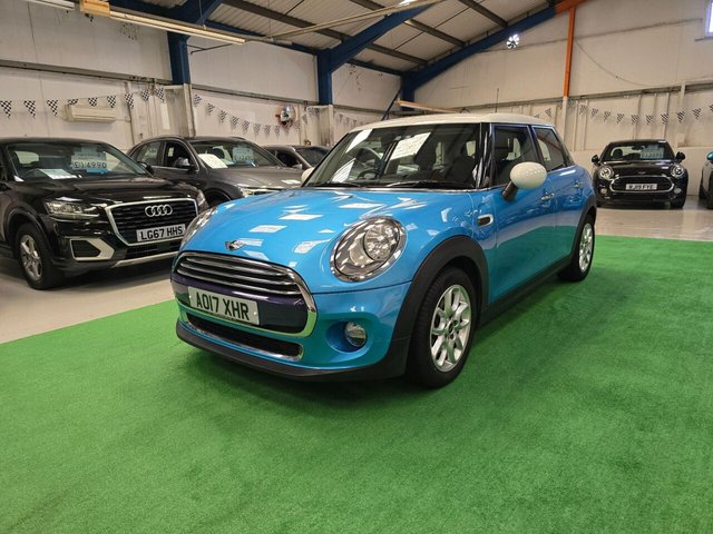 2017 MINI HATCH 1.5 Cooper Auto Euro 6 (s/s) 5dr - Photo 3