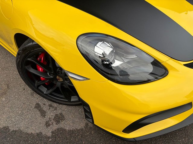 2021 PORSCHE 718 CAYMAN - Photo 11