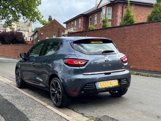 2017 Renault Clio - Photo 8