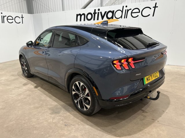 2021 Ford Mustang Mach-E - Photo 11