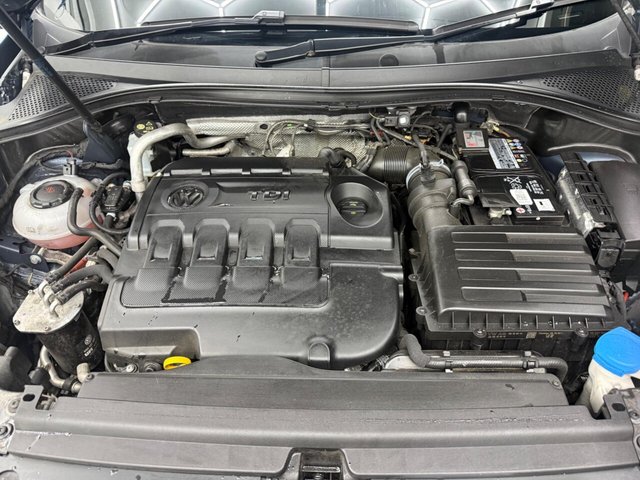 2018 VOLKSWAGEN TIGUAN 2018 2.0 TDI SE Navigation DSG 4Motion Euro 6 (s/s) 5dr - Photo 12
