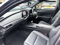 USED 2023 23 LEXUS UX 2.0 250h F Sport Design SUV 5dr Petrol Hybrid E-CVT Euro 6 (s/s) (184 ps) ** RAC BUYSURE INSPECTED **