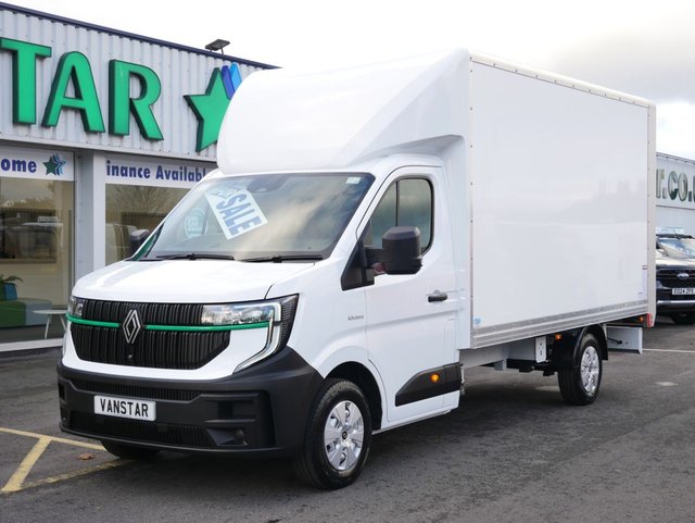 View our Renault Master 2.0 BLUEDCI 150 BHP ADVANCE LUTON ( FULL CLOSURE LIFT )