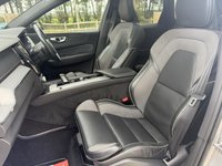 USED 2020 20 VOLVO XC60 2.0h T8 Twin Engine 11.6kWh R-Design Pro SUV 5dr Petrol Plug-in Hybrid Auto AWD Euro 6 (s/s) (390 ps) FULL VOLVO HISTORY 2 KEYS