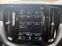USED 2020 20 VOLVO XC60 2.0h T8 Twin Engine 11.6kWh R-Design Pro SUV 5dr Petrol Plug-in Hybrid Auto AWD Euro 6 (s/s) (390 ps) FULL VOLVO HISTORY 2 KEYS
