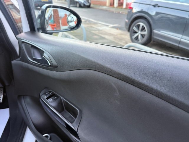 2016 VAUXHALL CORSA - Photo 12