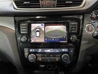USED 2019 19 NISSAN QASHQAI 1.3 DIG-T N-Connecta SUV 5dr Petrol Manual Euro 6 (s/s) (160 ps) 2 keys, 360 camera, pan roof, NAV