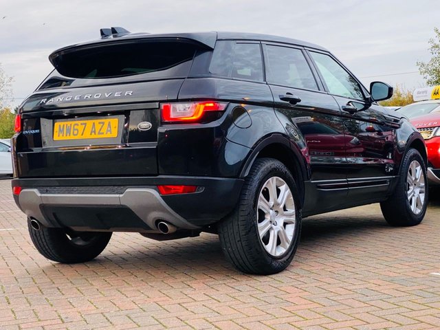 2017 Land Rover Range Rover Evoque 2L SE Tech 5dr - Photo 9