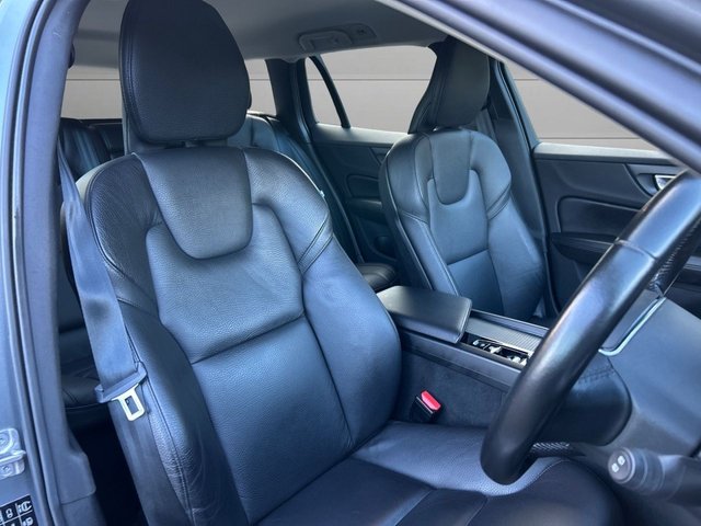 2019 VOLVO V60 2.0 D3 Momentum Plus Estate 5dr Diesel Manual Euro 6 (s/s) (150 ps) - Photo 10