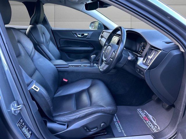2019 VOLVO V60 2.0 D3 Momentum Plus Estate 5dr Diesel Manual Euro 6 (s/s) (150 ps) - Photo 11