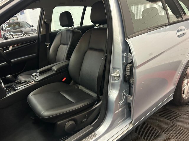 2012 Mercedes-Benz C Class - Photo 4