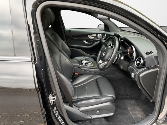 2017 MERCEDES-BENZ GLC 2.1 GLC220d AMG Line (Premium) Coupe 5dr Diesel G-Tronic 4MATIC Euro 6 (s/s) (170 ps) - Photo 11
