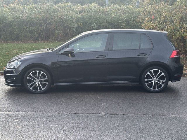 2016 VOLKSWAGEN GOLF - Photo 2