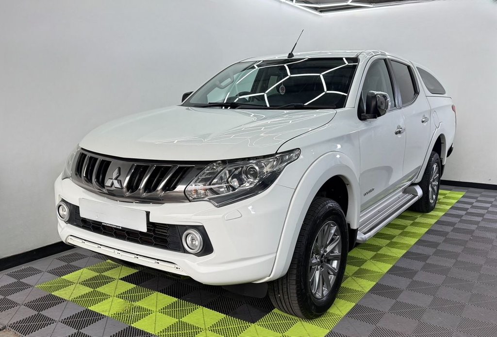 View our Mitsubishi L200