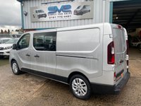 USED 2019 69 RENAULT TRAFIC 2.0 ENERGY 30 SPORT 6 SEAT L2 LWB SILVER CREW VAN *AIRCON* 