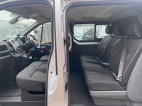 USED 2019 69 RENAULT TRAFIC 2.0 ENERGY 30 SPORT 6 SEAT L2 LWB SILVER CREW VAN *AIRCON* 