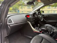 USED 2015 15 VAUXHALL ASTRA 2.0 CDTi Elite Sports Tourer 5dr Diesel Manual Euro 5 (s/s) (165 ps) 