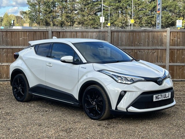 2022 TOYOTA C-HR - Photo 7