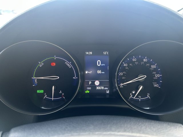2022 TOYOTA C-HR - Photo 12