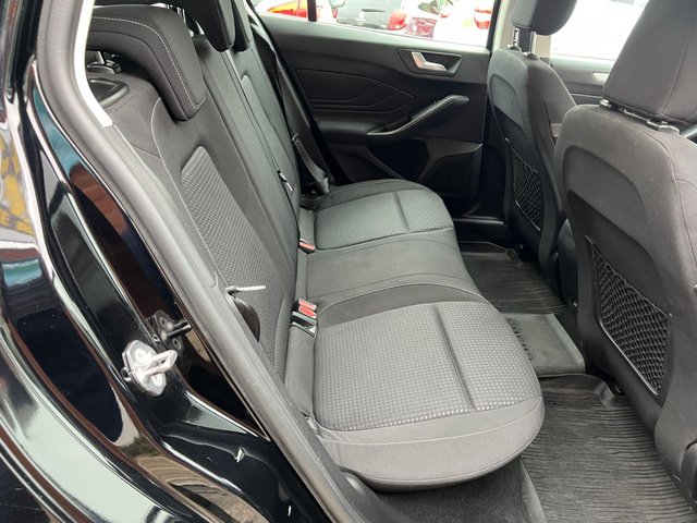 2018 FORD FOCUS - Photo 8