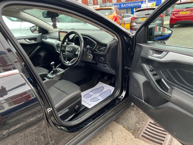 2018 FORD FOCUS - Photo 10