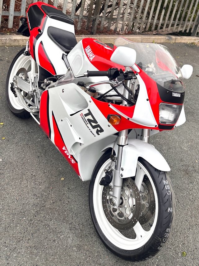 1990 G Yamaha Tzr 250SP 3MA 2 Stroke Sports Classic