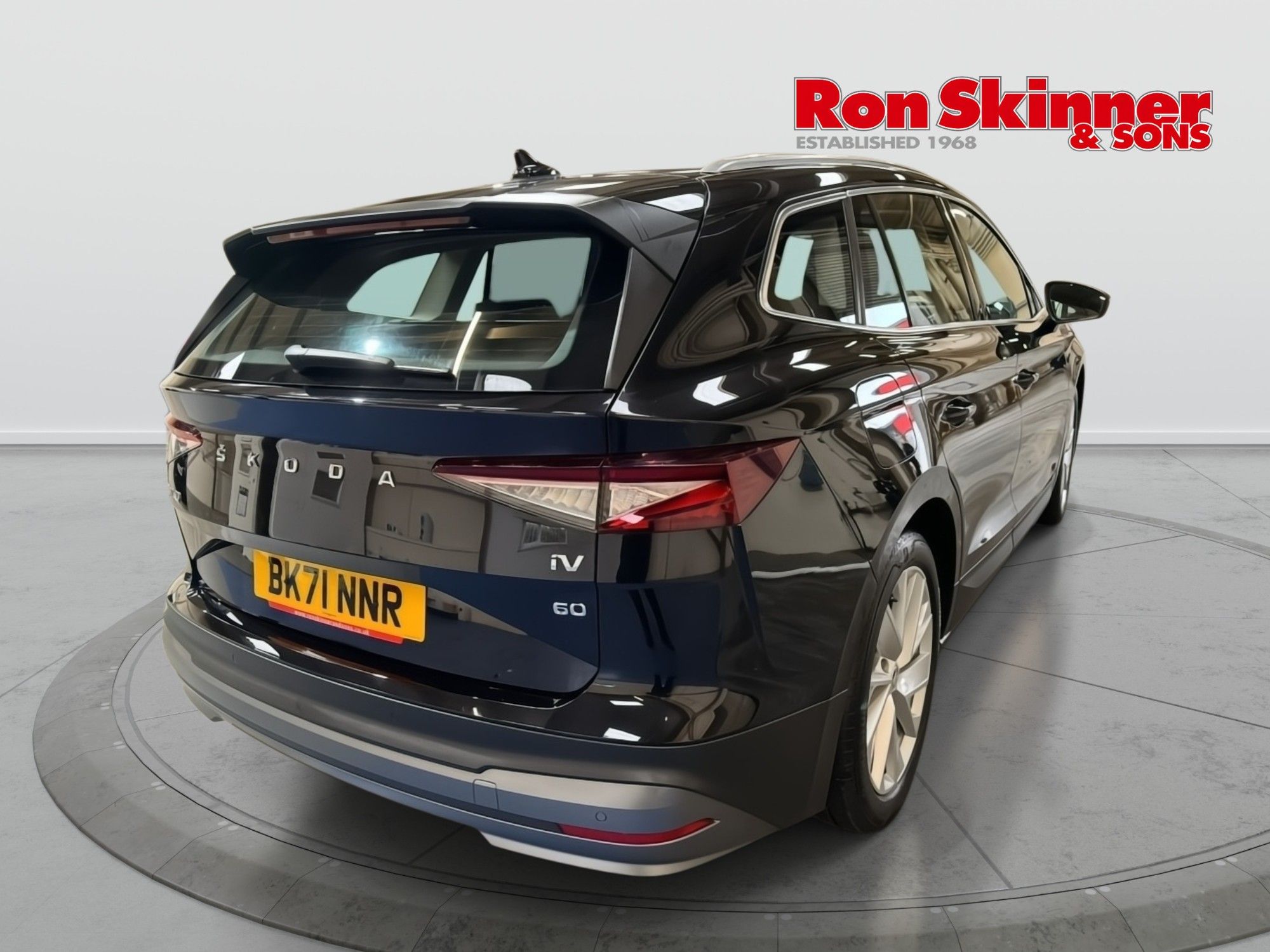 USED 2021 71 SKODA ENYAQ 62kWh 60 EcoSuite SUV 5dr Electric Auto (179 ps) 