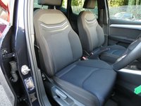 USED 2022 22 SEAT ARONA 1.0 TSI FR 5d DSG 110 S/S 1 OWNER FROM NEW, FULL SERVICE HISTORY, FULL LINK FOR APPLE CARPLAY / ANDROID AUTO (GIVES YOU SAT NAV), WIRELESS PHONE CHARGER, REAR PARKING SENSORS, LED LIGHTS, AUTO LIGHTS & WIPERS, ELECTRIC FOLDING DOOR MIRRORS, CRUISE CONTROL & SPEED LIMITER, LANE ASSIST, DAB RADIO, BLUETOOTH PHONE & MEDIA, DSG AUTOMATIC GEARBOX, TINTED GLASS, GREY CONTRAST ROOF, ROOF RAILS, 17 INCH ALLOY WHEELS, FRONT FOG LIGHTS, SPORT SEATS, LEATHER FLAT BOTTOM TIPTRONIC MULTIFUNCTION STEERING WHEEL