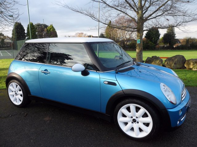 2005 05 MINI Hatch Cooper 1.6 COOPER 3d 114 BHP