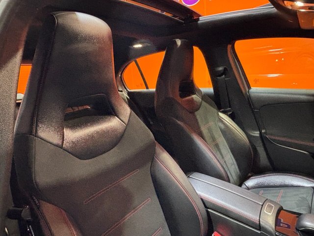 2018 MERCEDES-BENZ A-CLASS 2.0 A250 AMG Line (Premium Plus) Hatchback 5dr Petrol 7G-DCT Euro 6 (s/s) (224 ps) Advanced Navigation Package. Smartphone Connect Package. Premium Plus Equipment Line. - Photo 10