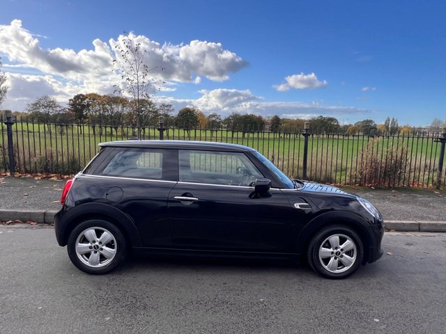 2020 MINI Hatch 1.5L One Classic 3dr - Photo 5