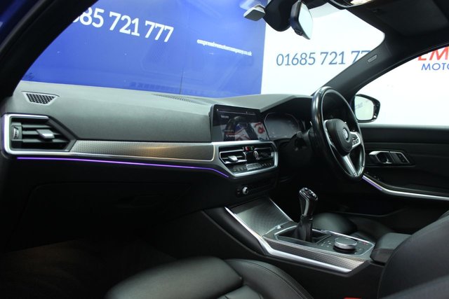 2019 BMW 3 SERIES - Photo 5