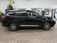 USED 2018 68 MITSUBISHI OUTLANDER 2.2 DI-D 4 SUV 5dr Diesel Manual 4WD Euro 6 (s/s) (147 ps) 7 SEATS 4WD SAT NAV SUNROOF LEATHER CAMERA CRUISE CONTROL 2 OWNERS SERVICE HISTORY